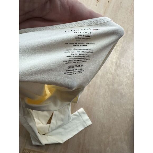 Levi’s (34”) & Free People Intimate (m/l) Bundle-Concert Ready- Cutoff Shorts - Picture 8 of 8